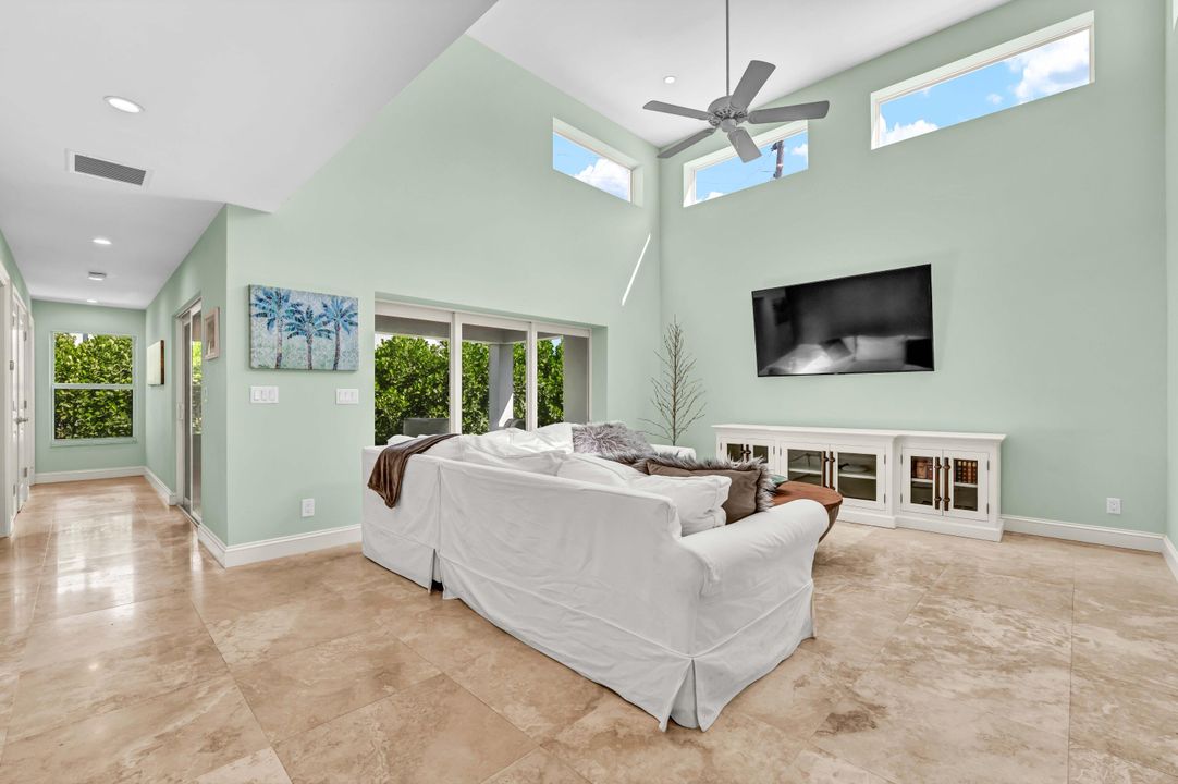 Active With Contract: $2,110,000 (4 beds, 3 baths, 2700 Square Feet)