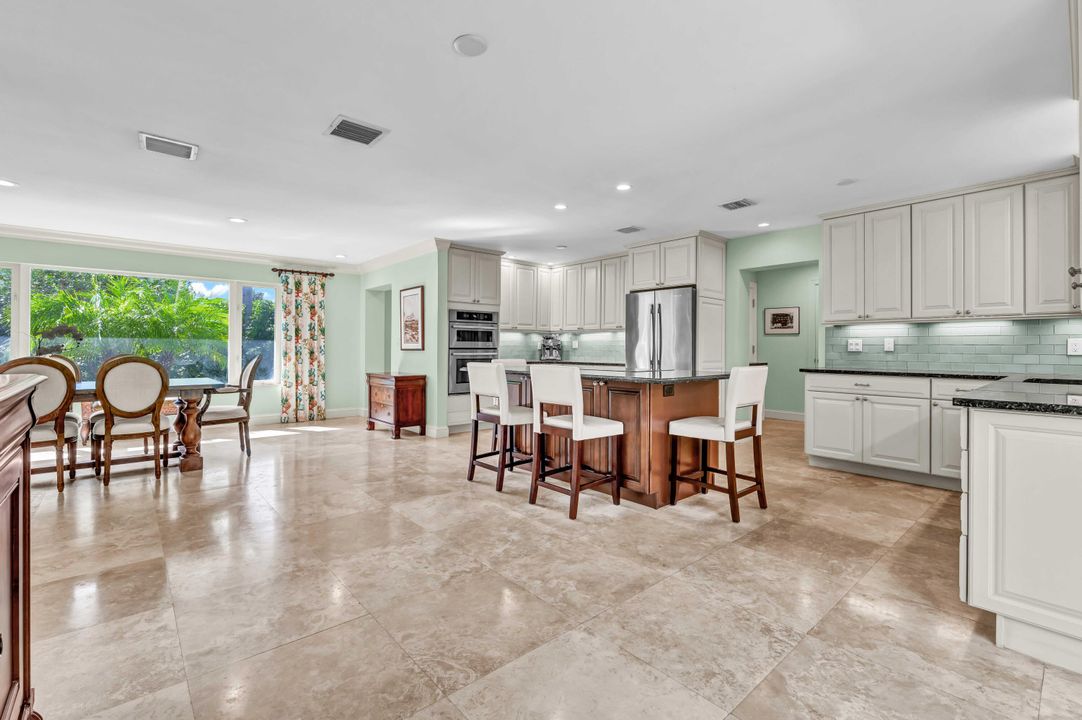 Active With Contract: $2,110,000 (4 beds, 3 baths, 2700 Square Feet)