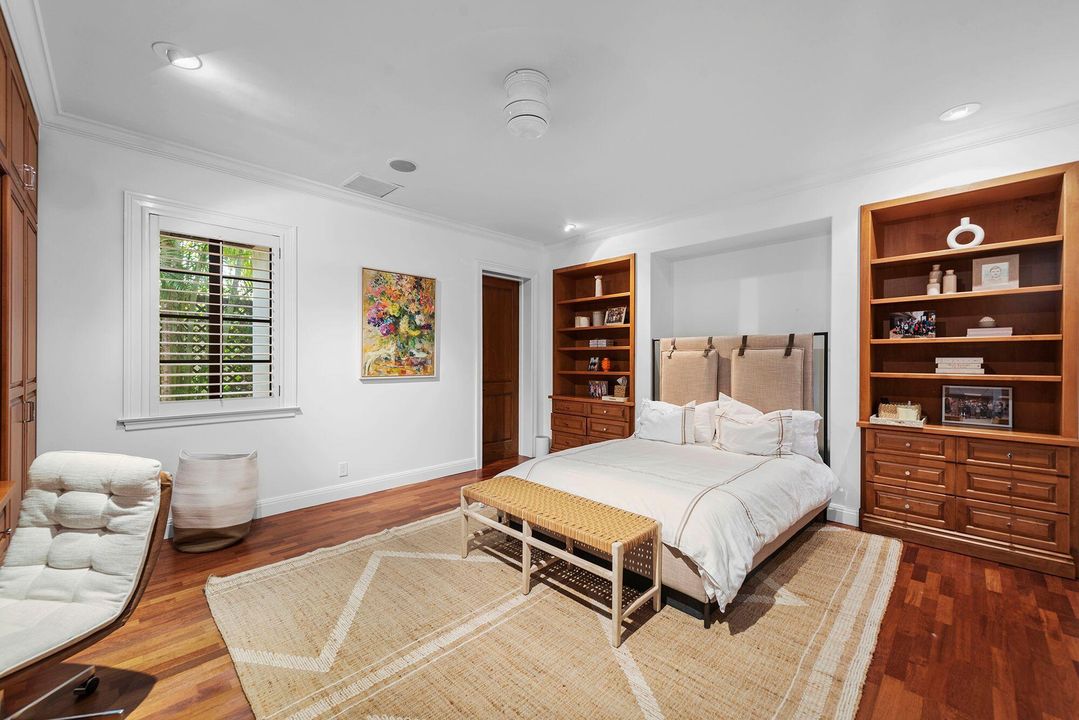 待售: $7,500,000 (4 贝兹, 5 浴室, 5159 平方英尺)