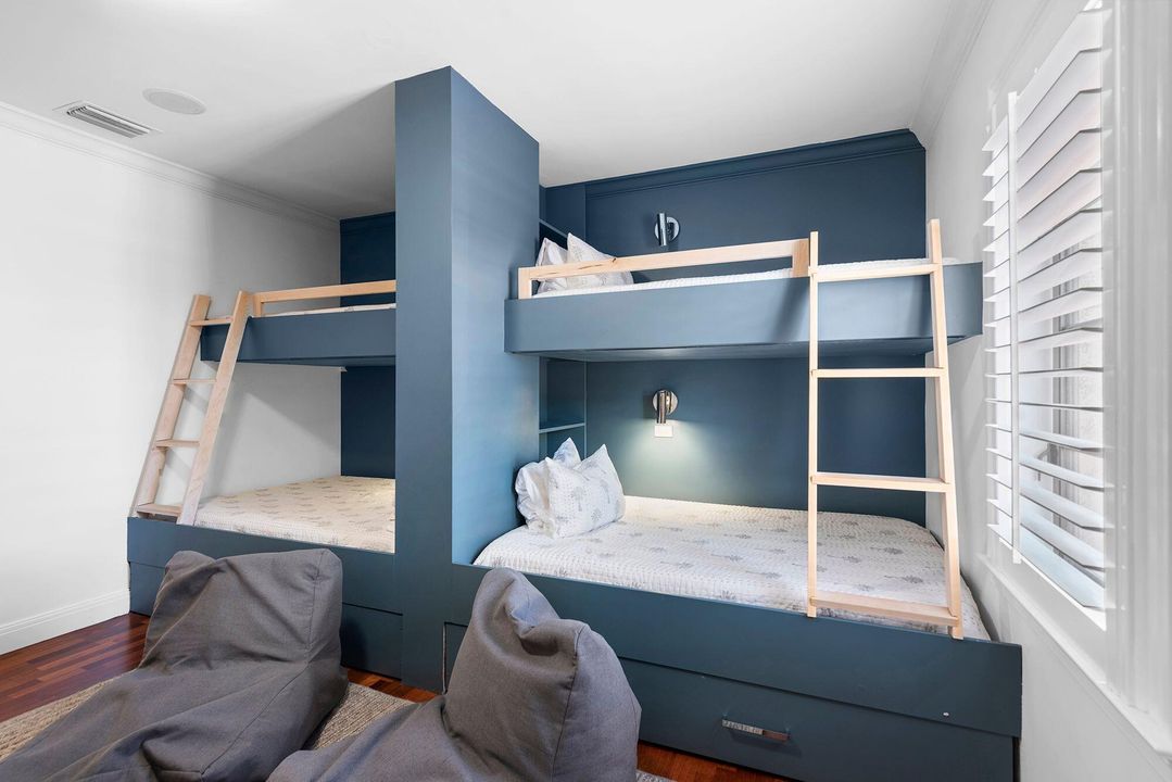 待售: $7,500,000 (4 贝兹, 5 浴室, 5159 平方英尺)