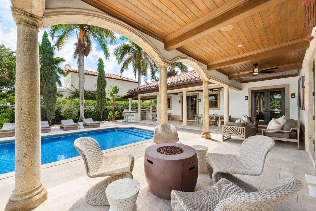 待售: $7,500,000 (4 贝兹, 5 浴室, 5159 平方英尺)