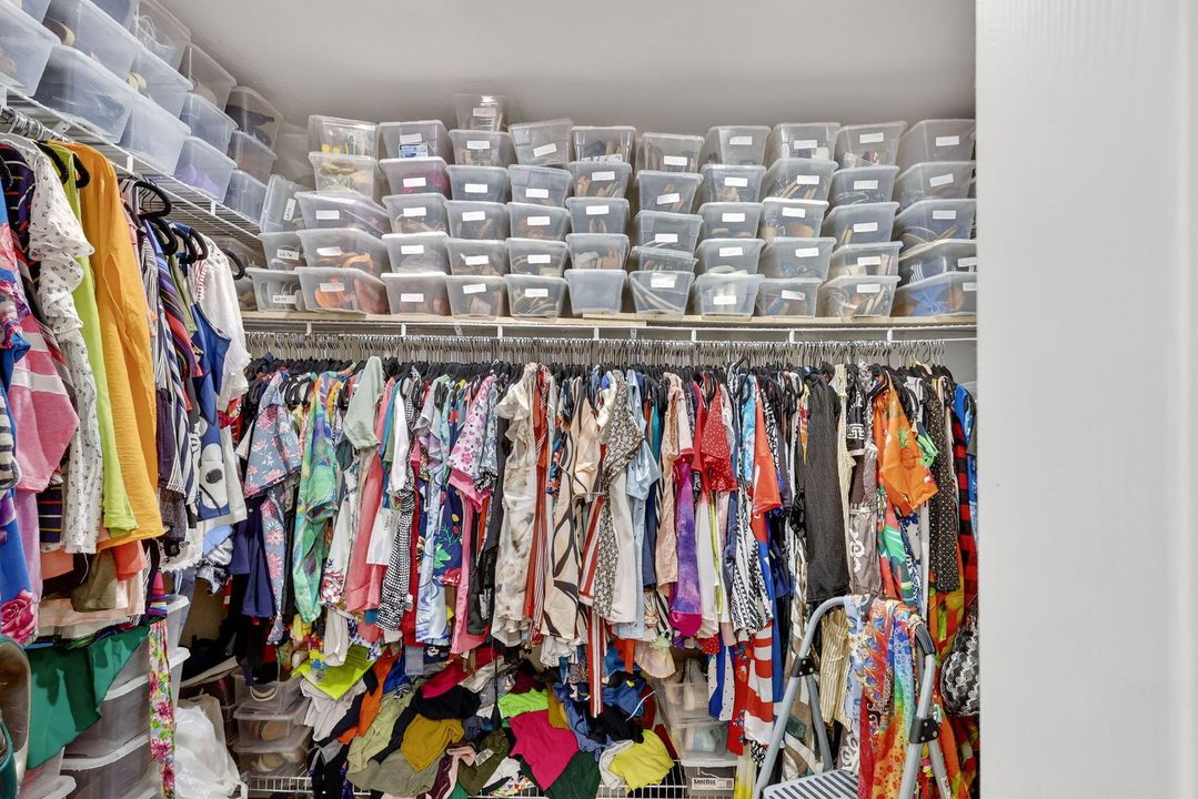 For Sale: $235,000 (2 beds, 2 baths, 1451 Square Feet)