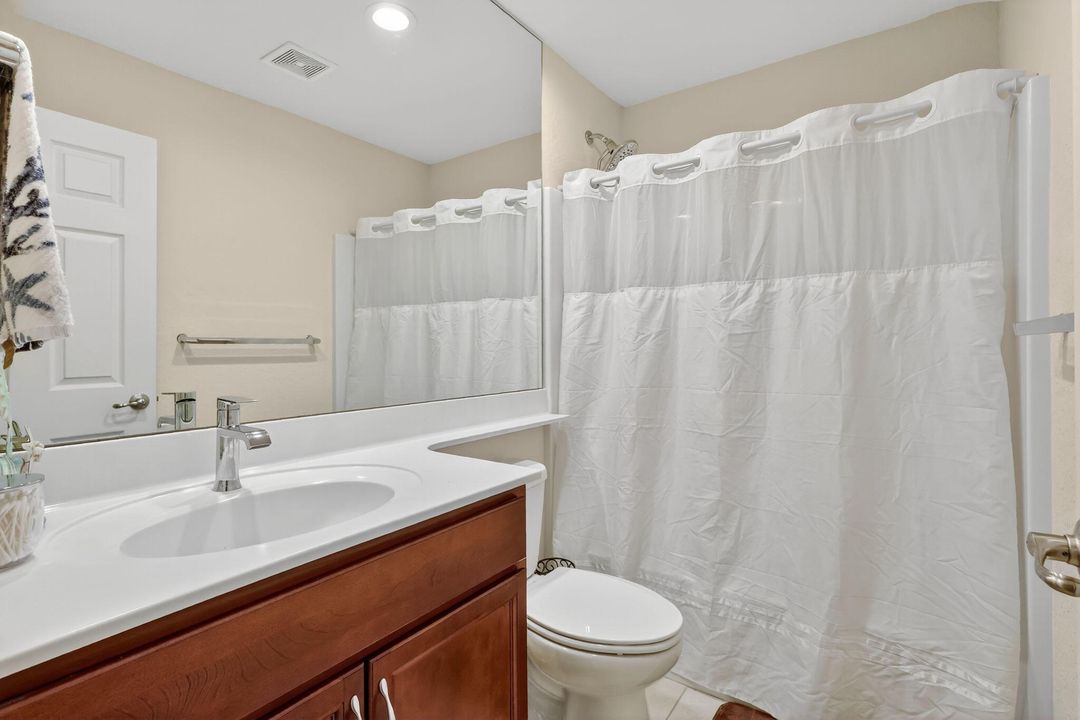 For Sale: $235,000 (2 beds, 2 baths, 1451 Square Feet)