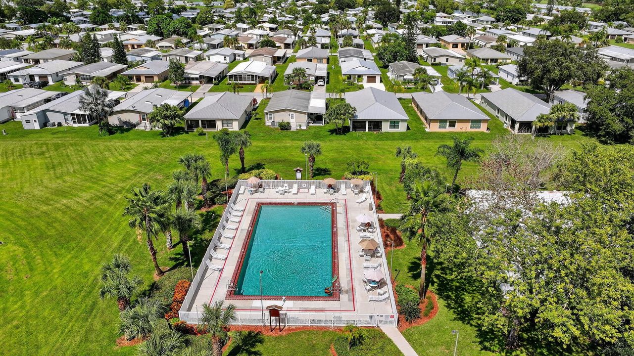 For Sale: $235,000 (2 beds, 2 baths, 1451 Square Feet)