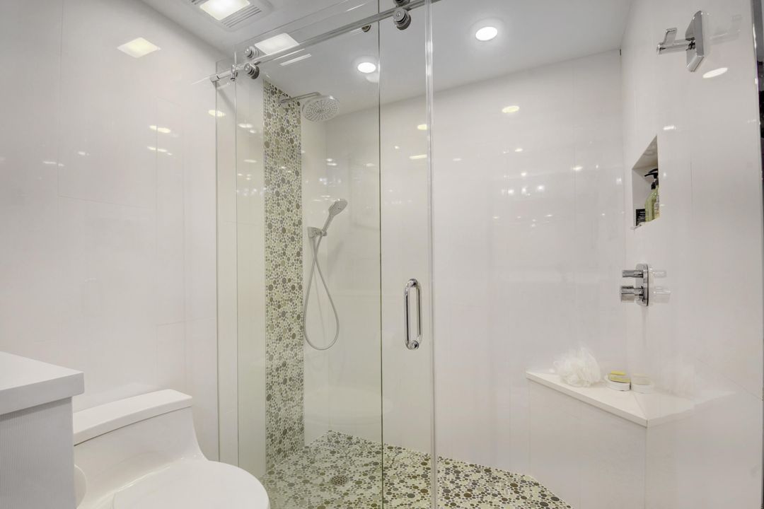 En Renta: $16,000 (3 camas, 2 baños, 2209 Pies cuadrados)