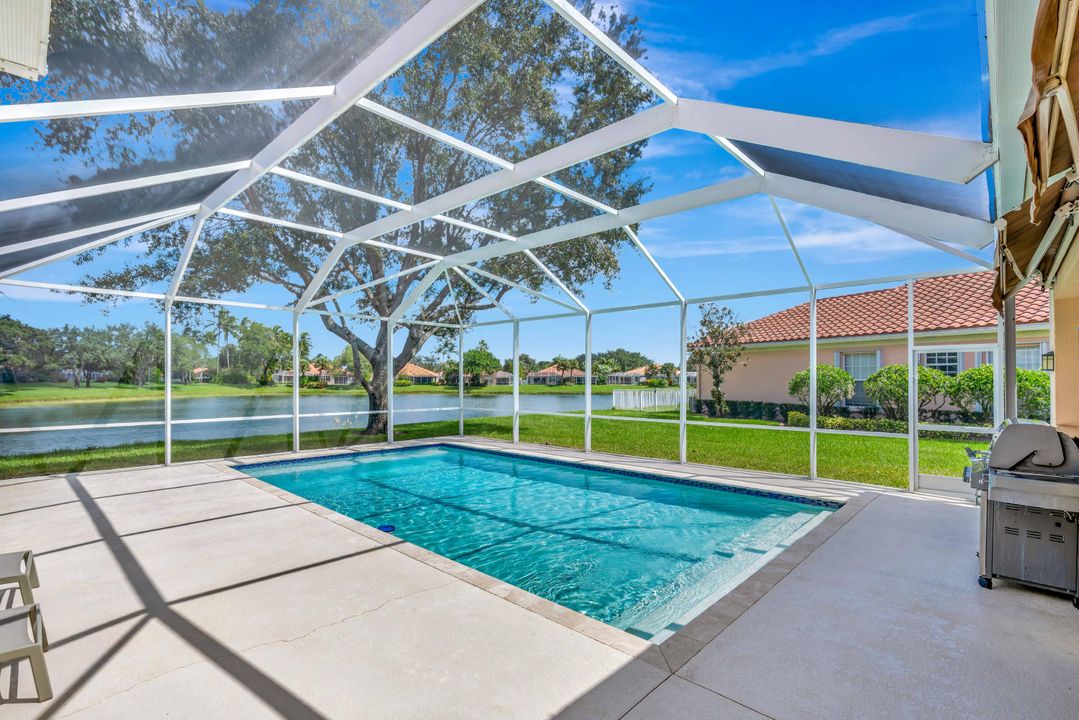 Active With Contract: $895,000 (4 beds, 3 baths, 2536 Square Feet)