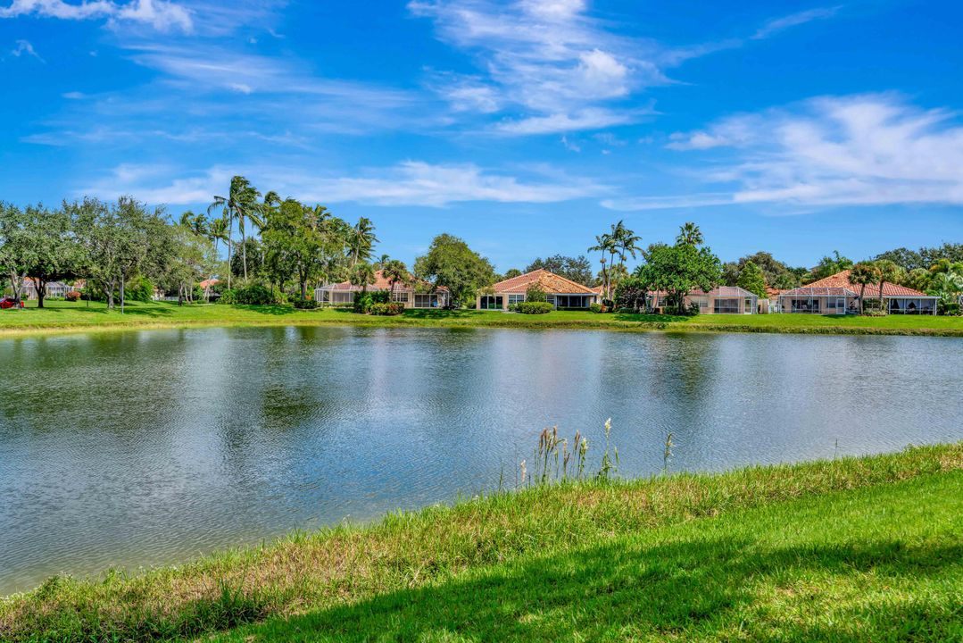 Active With Contract: $895,000 (4 beds, 3 baths, 2536 Square Feet)