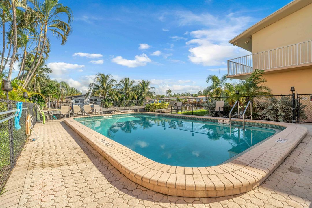 For Sale: $140,000 (1 beds, 1 baths, 550 Square Feet)