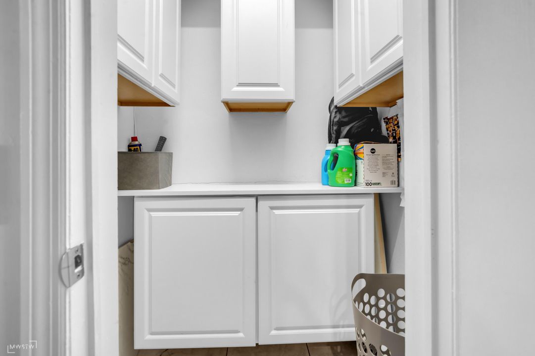 For Sale: $140,000 (1 beds, 1 baths, 550 Square Feet)