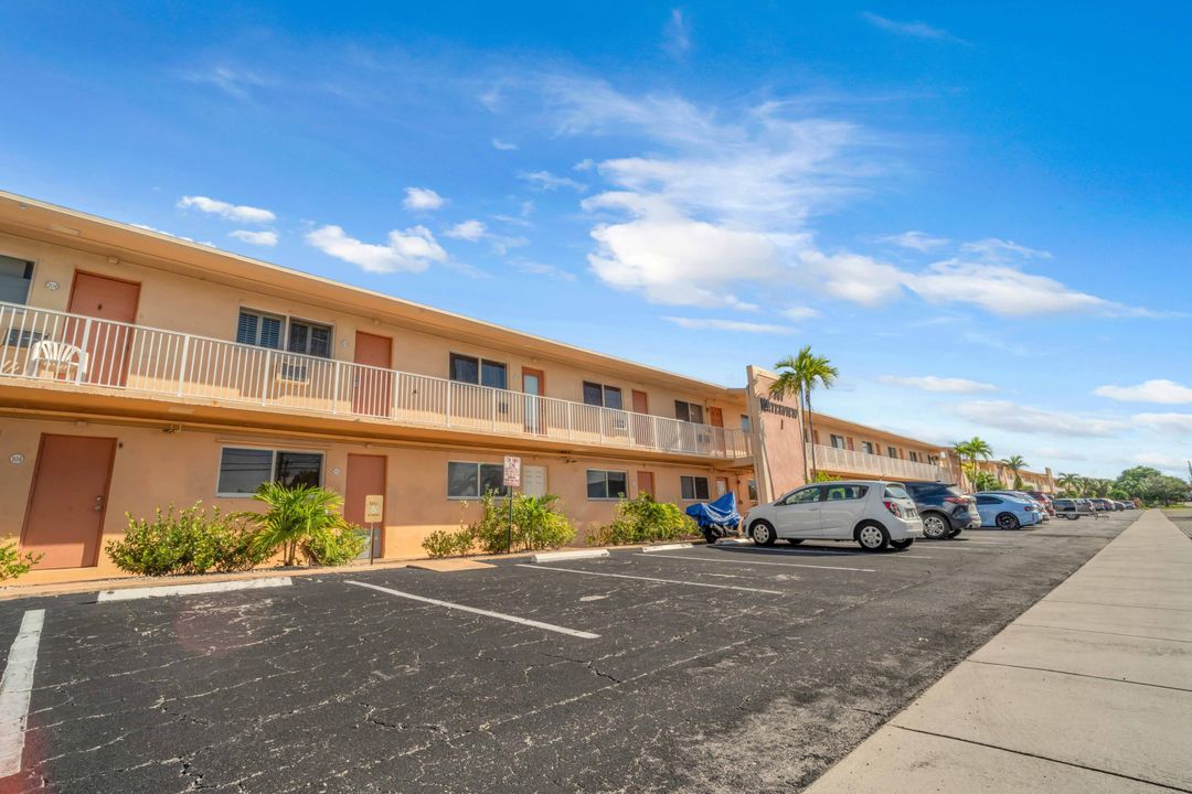 For Sale: $140,000 (1 beds, 1 baths, 550 Square Feet)