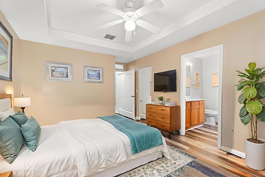 For Sale: $266,000 (3 beds, 2 baths, 1378 Square Feet)