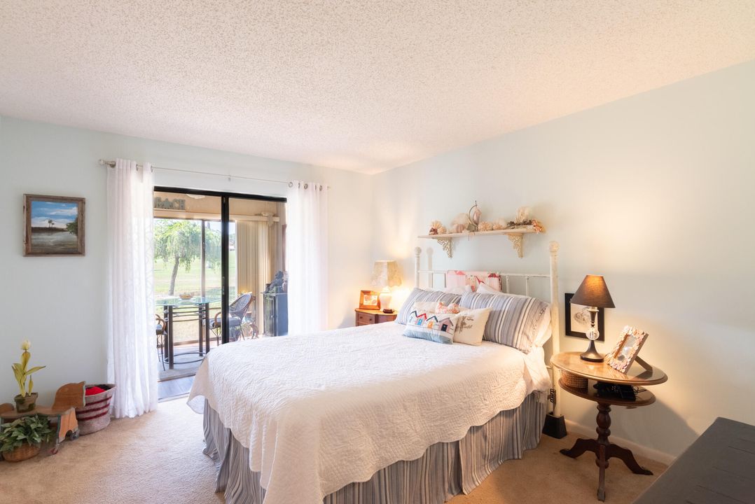 For Sale: $218,500 (2 beds, 2 baths, 1186 Square Feet)