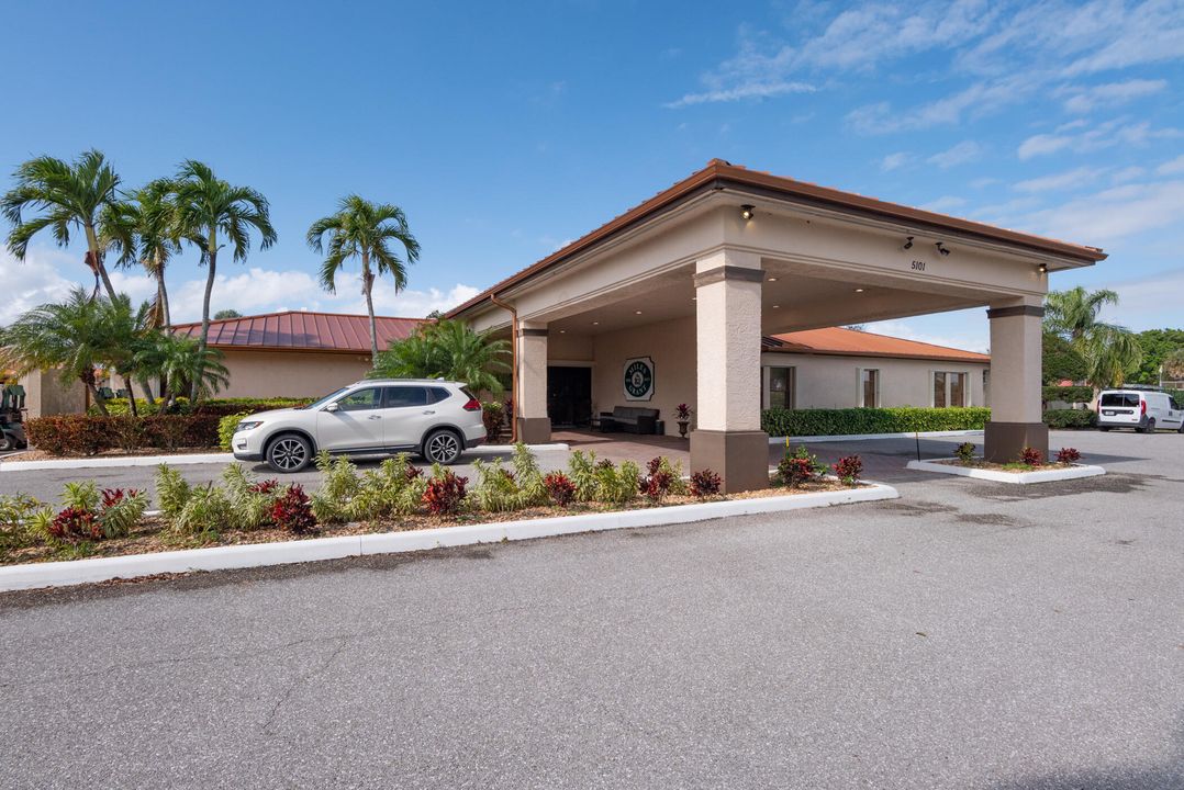 For Sale: $218,500 (2 beds, 2 baths, 1186 Square Feet)