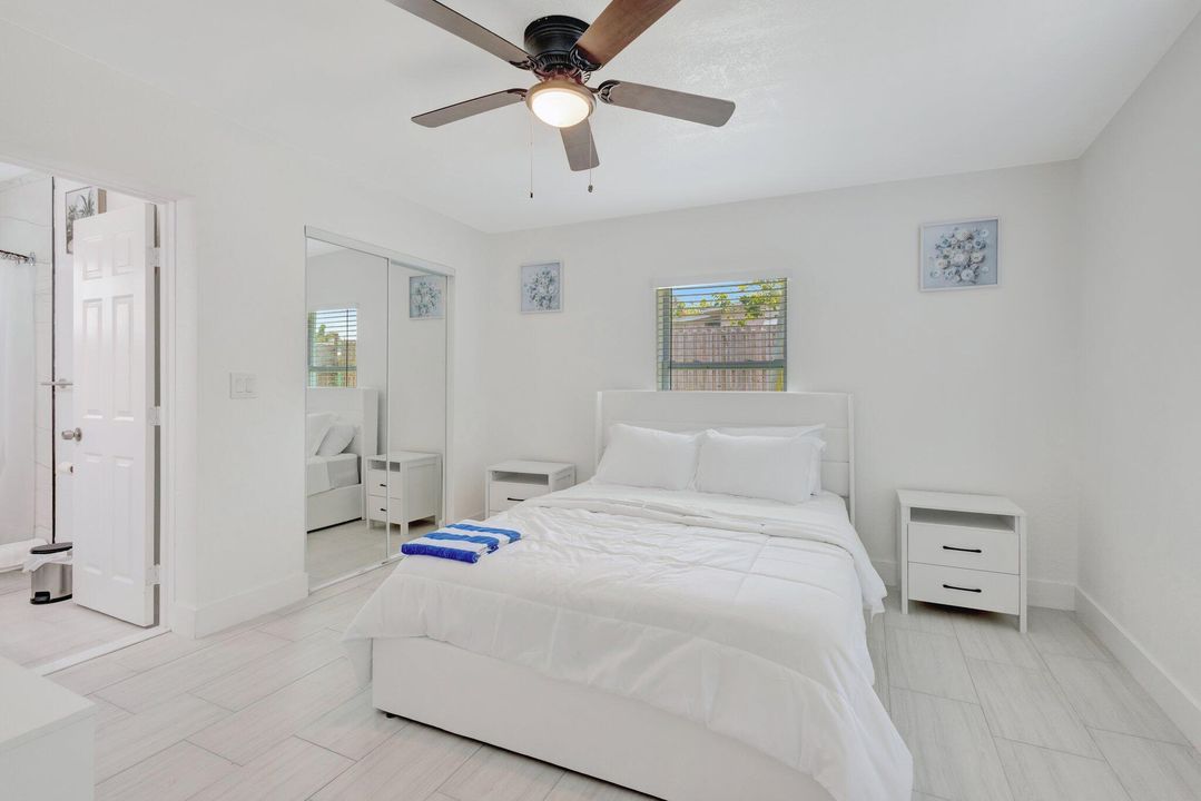 Active With Contract: $2,950 (3 beds, 2 baths, 1261 Square Feet)