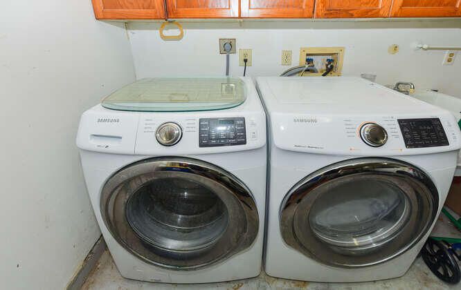 待售: $489,000 (2 贝兹, 2 浴室, 1774 平方英尺)