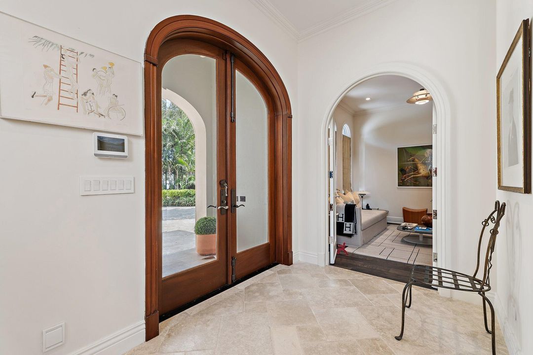 Под контрактом: $5,995,000 (5 спален, 4 ванн, 4765 Квадратных фут)