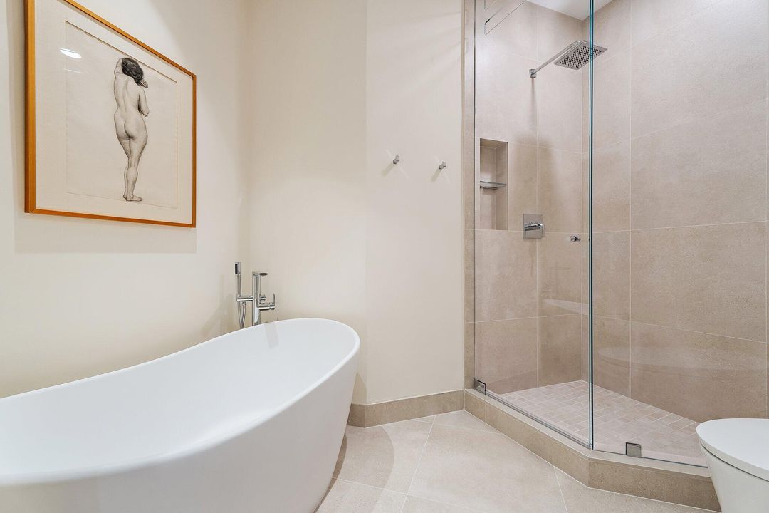 Под контрактом: $5,995,000 (5 спален, 4 ванн, 4765 Квадратных фут)