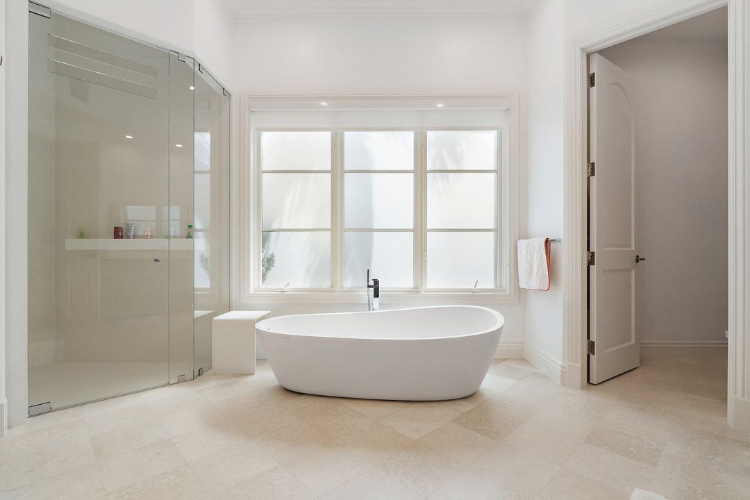 Под контрактом: $5,995,000 (5 спален, 4 ванн, 4765 Квадратных фут)