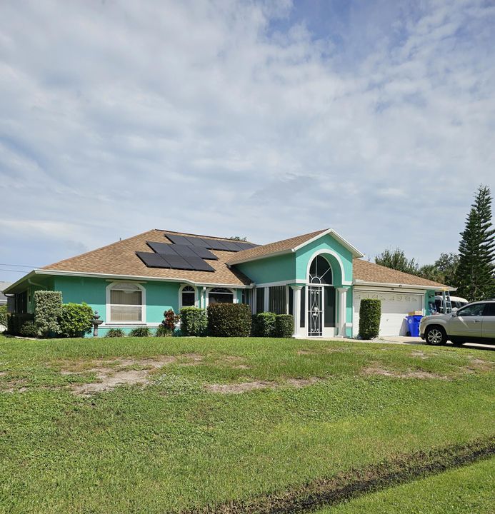 For Sale: $459,000 (3 beds, 2 baths, 1585 Square Feet)