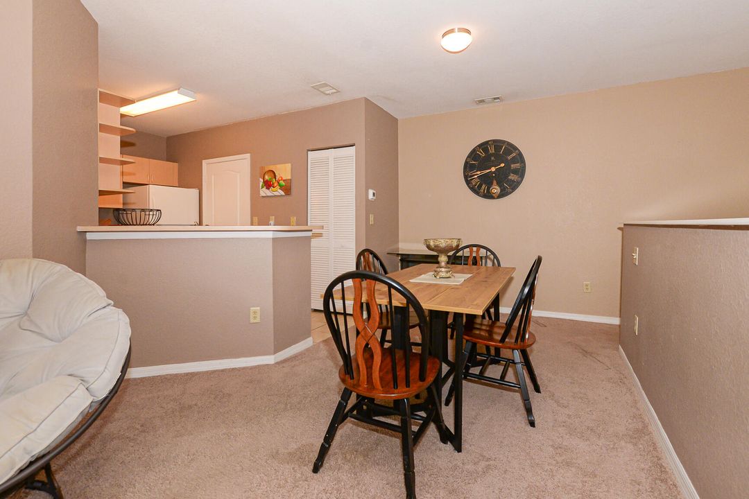 For Sale: $160,000 (1 beds, 1 baths, 875 Square Feet)