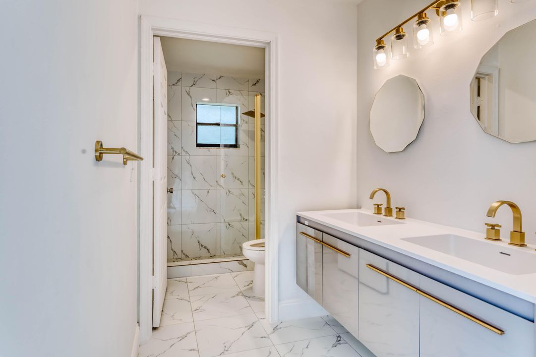 En Venta: $405,000 (3 camas, 2 baños, 1684 Pies cuadrados)