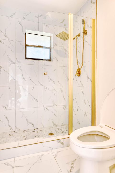 En Venta: $405,000 (3 camas, 2 baños, 1684 Pies cuadrados)