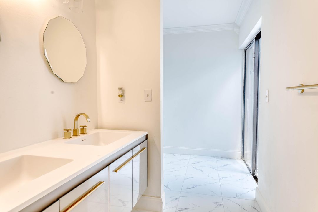 En Venta: $405,000 (3 camas, 2 baños, 1684 Pies cuadrados)