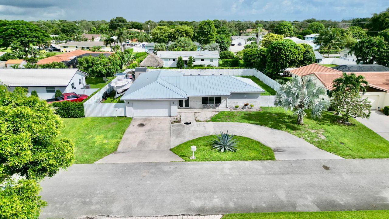 На продажу: $790,000 (3 спален, 2 ванн, 1754 Квадратных фут)