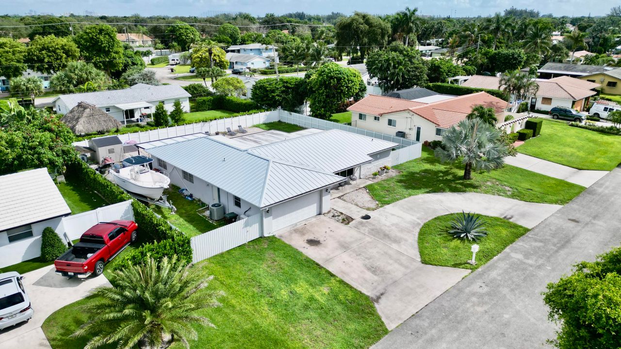 На продажу: $790,000 (3 спален, 2 ванн, 1754 Квадратных фут)