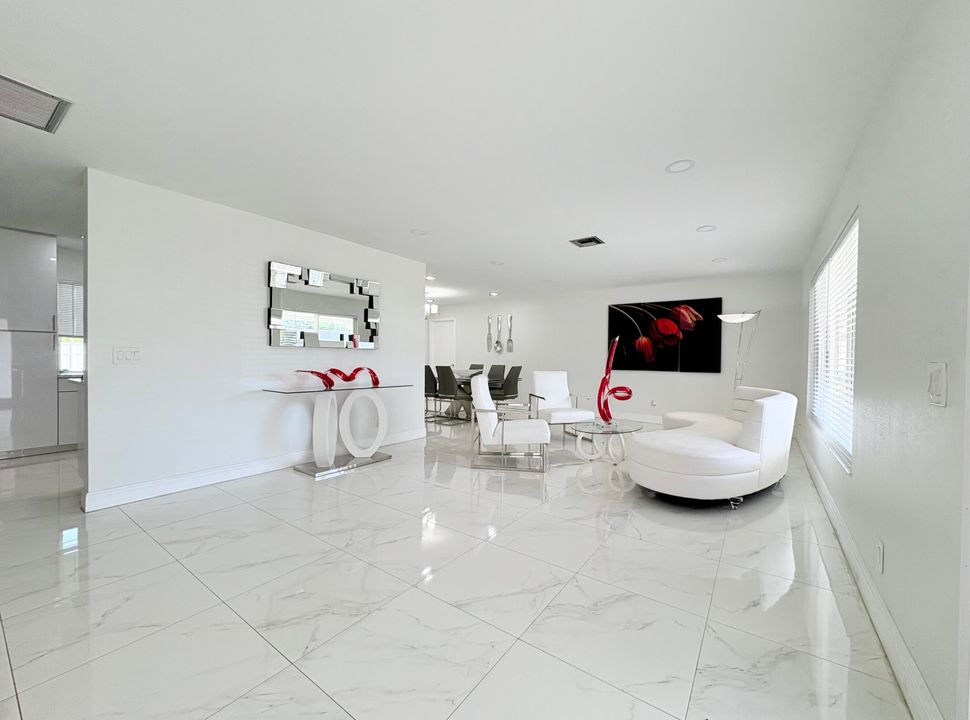 На продажу: $790,000 (3 спален, 2 ванн, 1754 Квадратных фут)