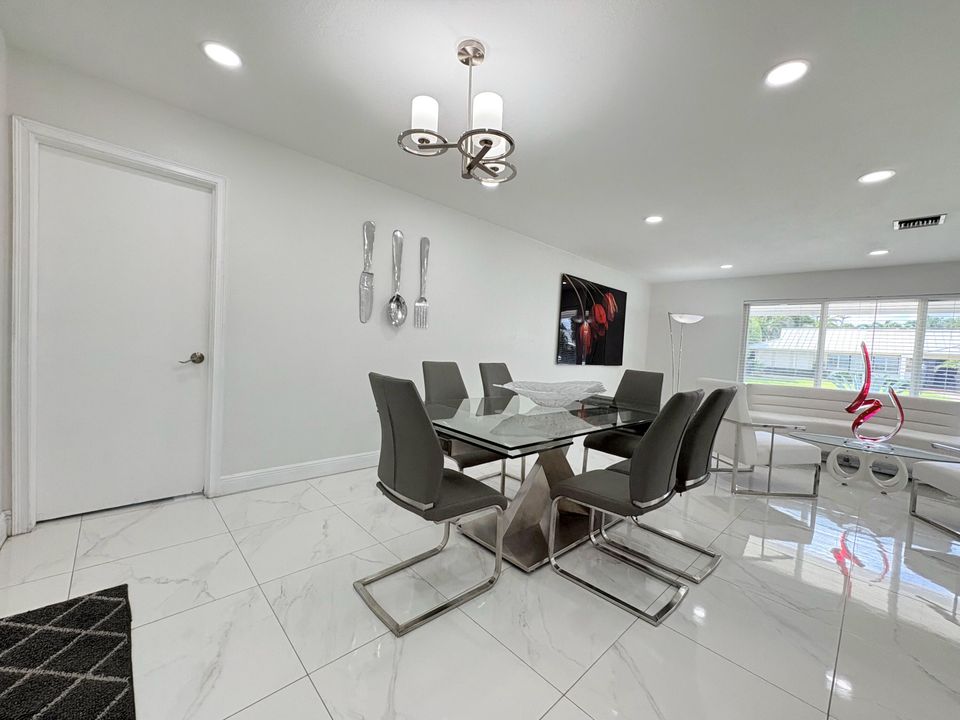 На продажу: $790,000 (3 спален, 2 ванн, 1754 Квадратных фут)