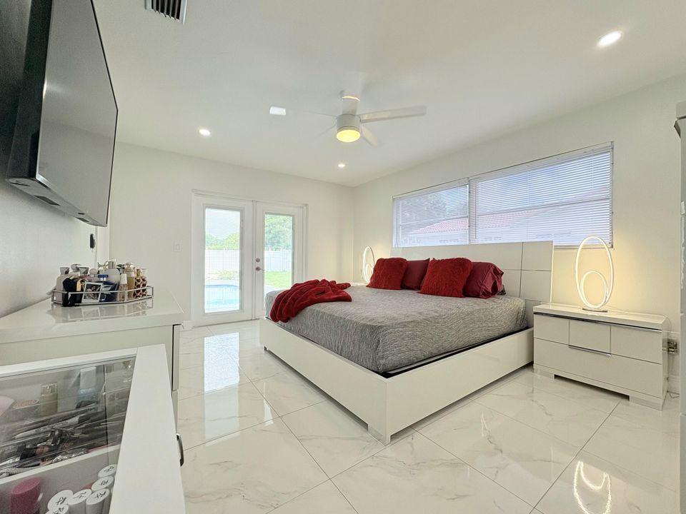 На продажу: $790,000 (3 спален, 2 ванн, 1754 Квадратных фут)