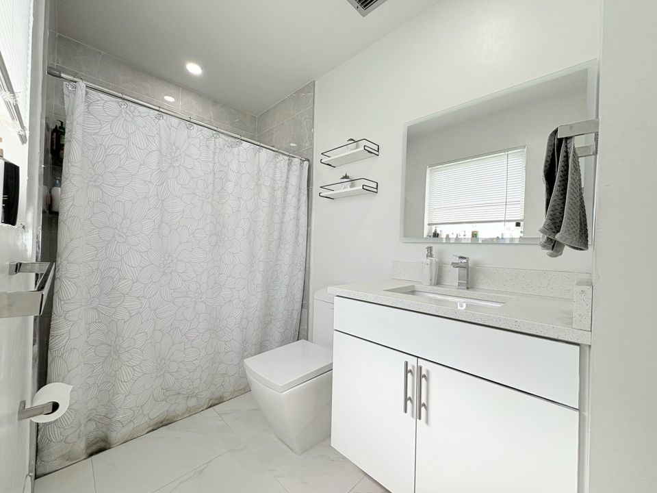 На продажу: $790,000 (3 спален, 2 ванн, 1754 Квадратных фут)