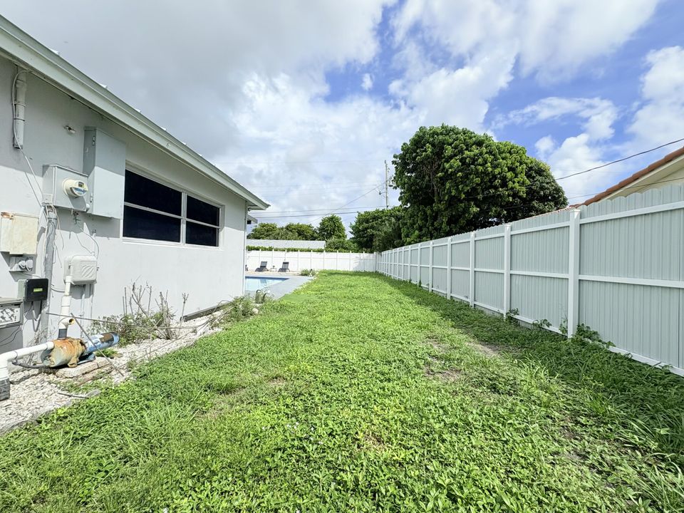 На продажу: $790,000 (3 спален, 2 ванн, 1754 Квадратных фут)