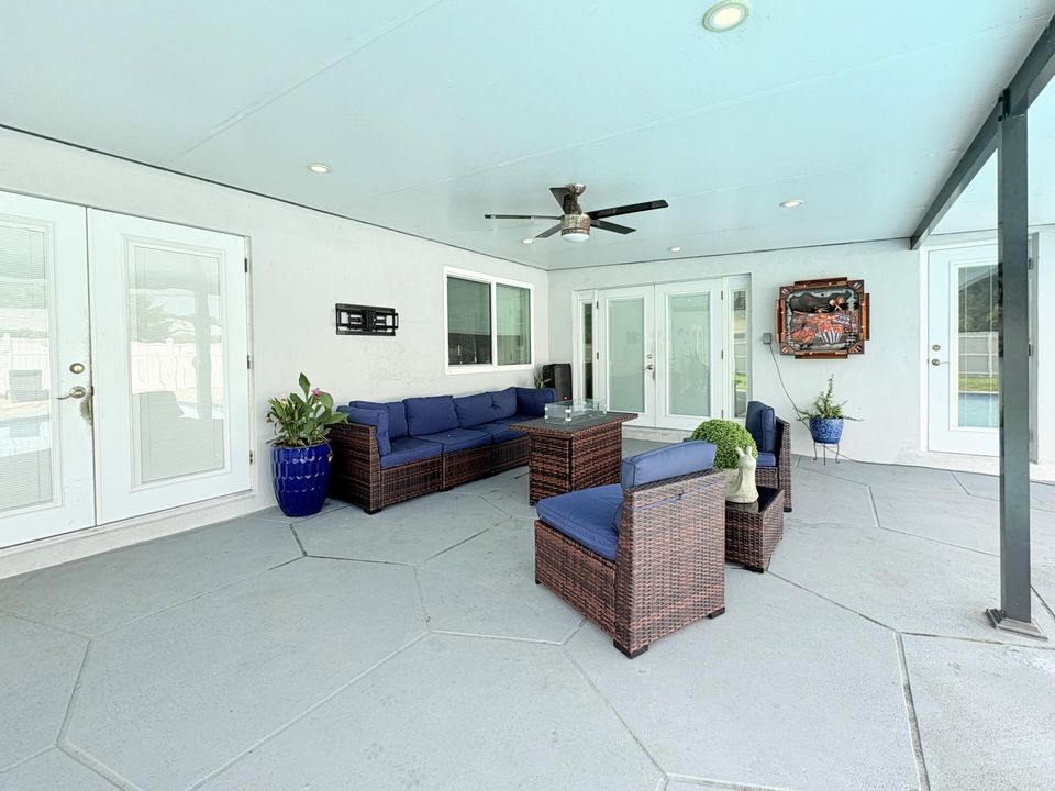 На продажу: $790,000 (3 спален, 2 ванн, 1754 Квадратных фут)