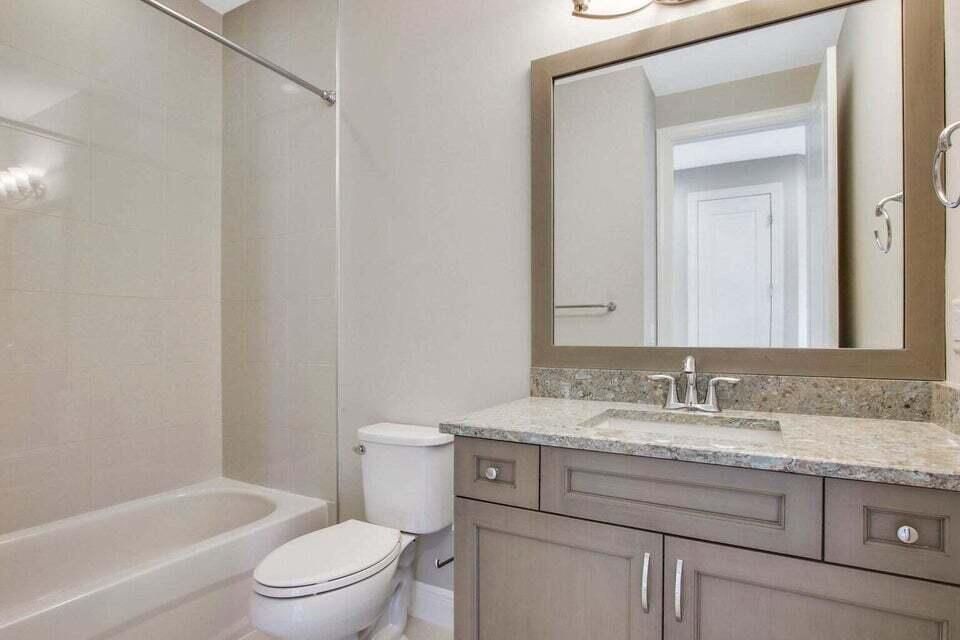 Active With Contract: $5,500 (3 beds, 3 baths, 2252 Square Feet)