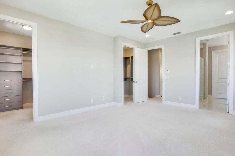 Active With Contract: $5,500 (3 beds, 3 baths, 2252 Square Feet)