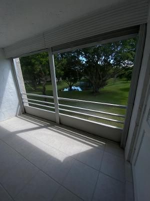 Под контрактом: $1,990 (2 спален, 2 ванн, 1023 Квадратных фут)