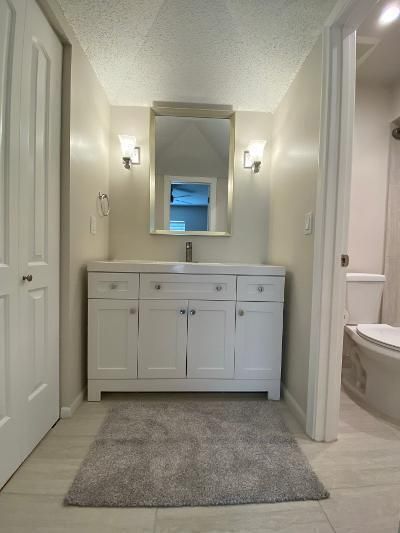 Под контрактом: $1,990 (2 спален, 2 ванн, 1023 Квадратных фут)