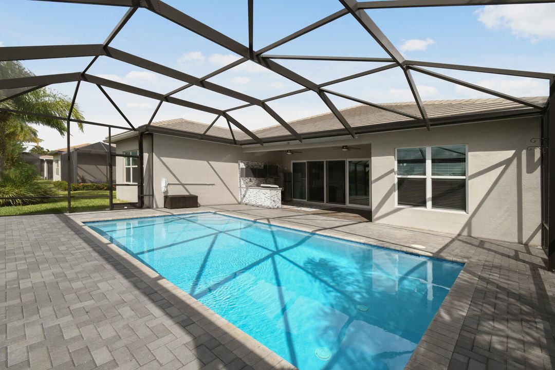 На продажу: $899,000 (3 спален, 3 ванн, 2753 Квадратных фут)