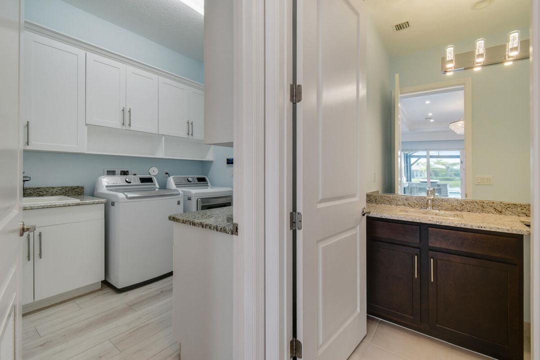 На продажу: $899,000 (3 спален, 3 ванн, 2753 Квадратных фут)