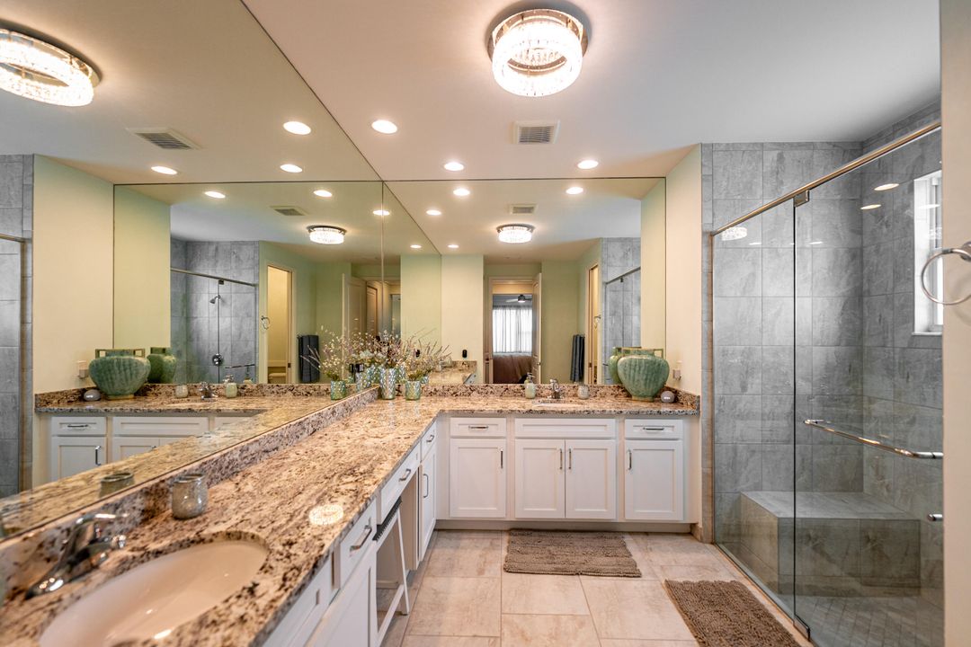 Под контрактом: $418,900 (2 спален, 2 ванн, 1599 Квадратных фут)