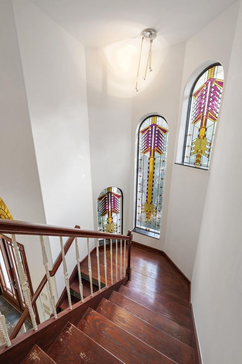 На продажу: $3,999,999 (5 спален, 4 ванн, 5455 Квадратных фут)