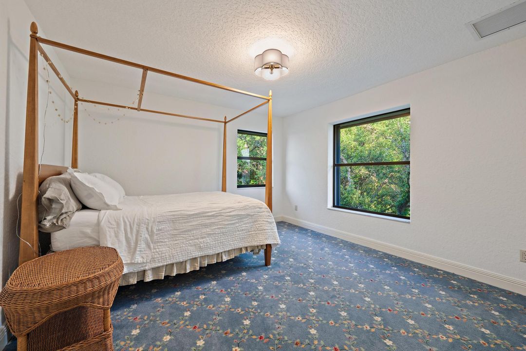 На продажу: $3,999,999 (5 спален, 4 ванн, 5455 Квадратных фут)