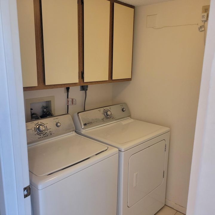 Activo con contrato: $139,000 (2 camas, 2 baños, 1220 Pies cuadrados)