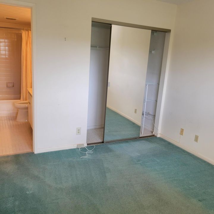 Activo con contrato: $139,000 (2 camas, 2 baños, 1220 Pies cuadrados)