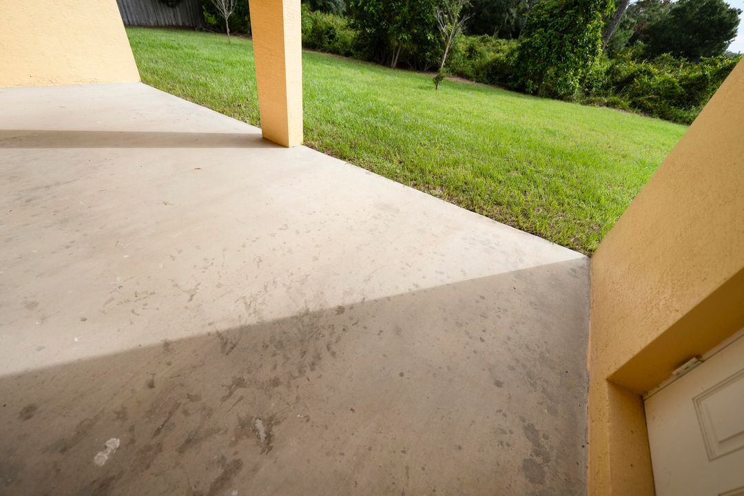 Activo con contrato: $485,000 (4 camas, 3 baños, 2068 Pies cuadrados)