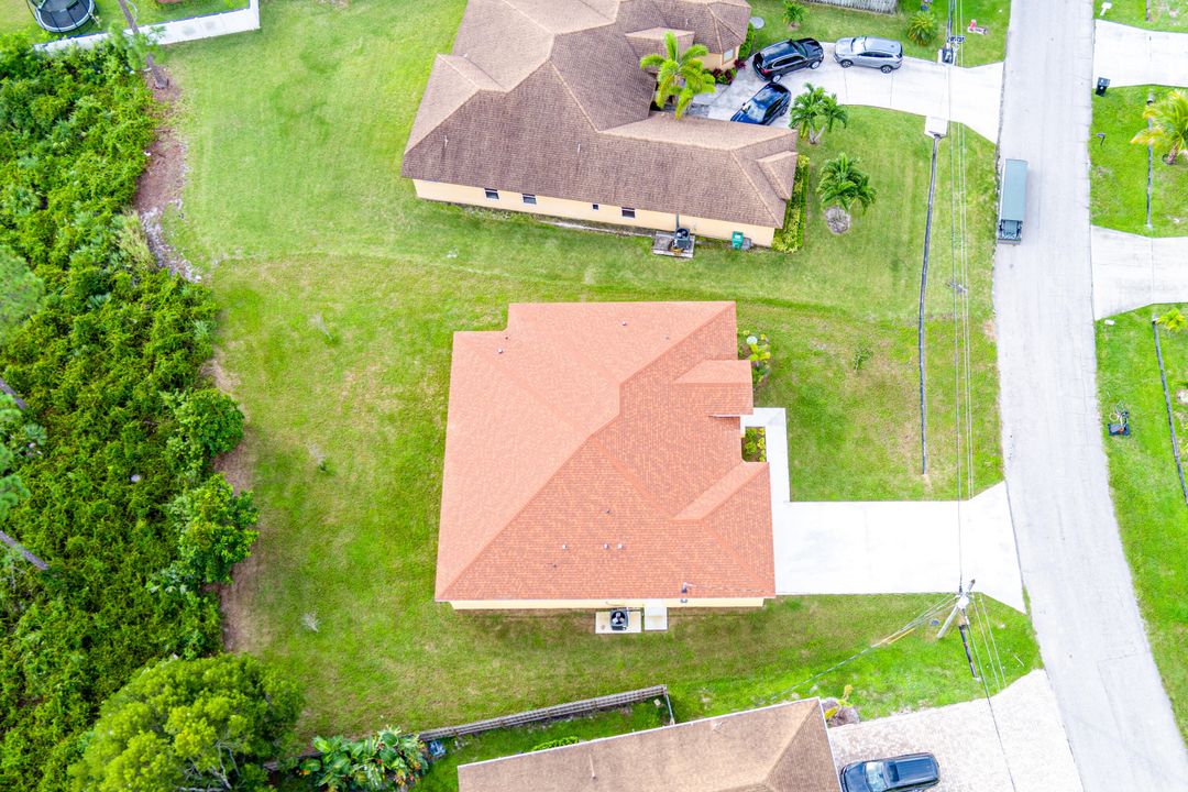 Activo con contrato: $485,000 (4 camas, 3 baños, 2068 Pies cuadrados)