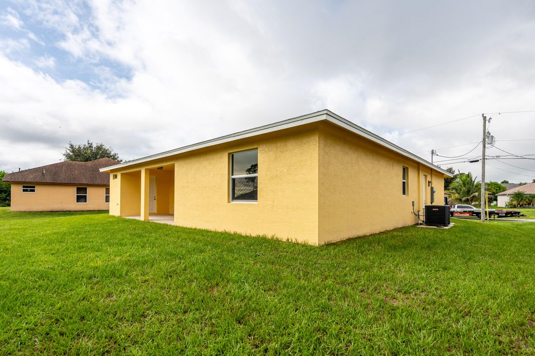 Activo con contrato: $485,000 (4 camas, 3 baños, 2068 Pies cuadrados)