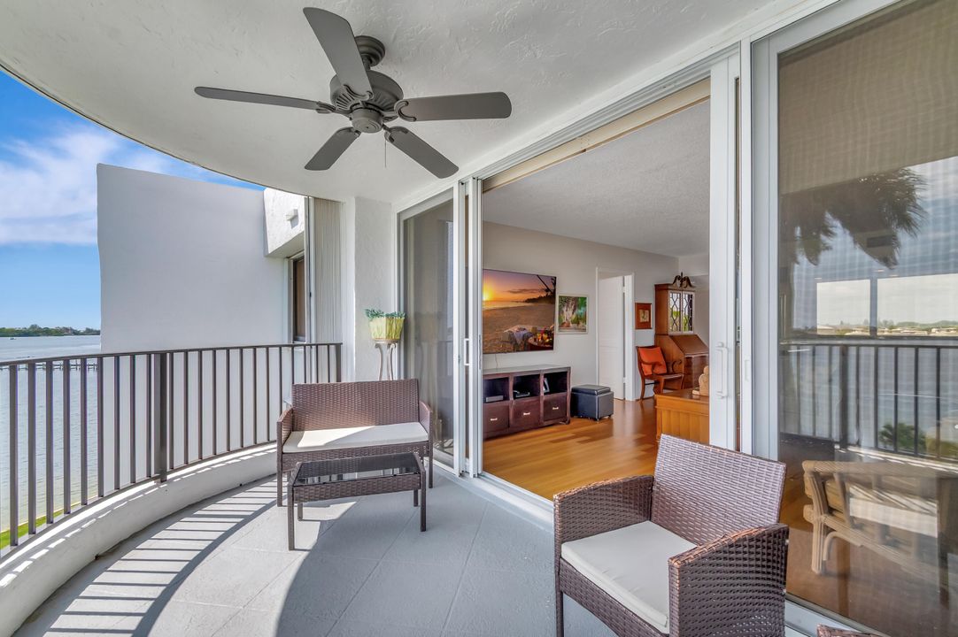 Active With Contract: $5,500 (2 beds, 2 baths, 1408 Square Feet)